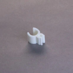 100 1/8" Sculpture Clips, White 6 100 1/8" Sculpture Clips, White -Christmas Light Store 1 8 sculpture clip white