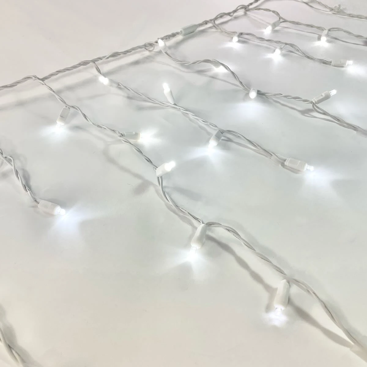 100-light Pure White 5mm LED Icicle Lights, White Wire 3 100-light Pure White 5mm LED Icicle Lights, White Wire - Image 3