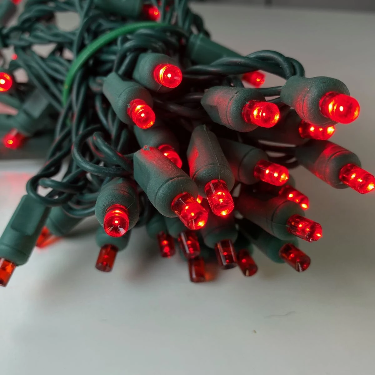 50-light 5mm Red LED Christmas Lights, 4" Spacing Green Wire 3 50-light 5mm Red LED Christmas Lights, 4" Spacing Green Wire - Image 3