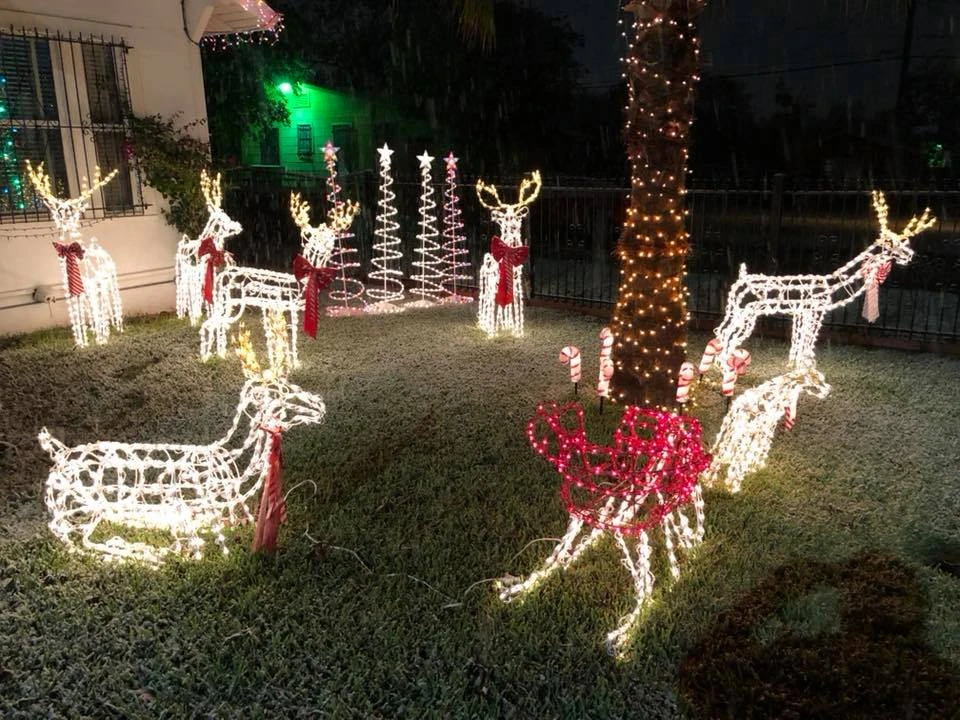 5000 1/4" Sculpture Clips, White 2 5000 1/4" Sculpture Clips, White - Image 2